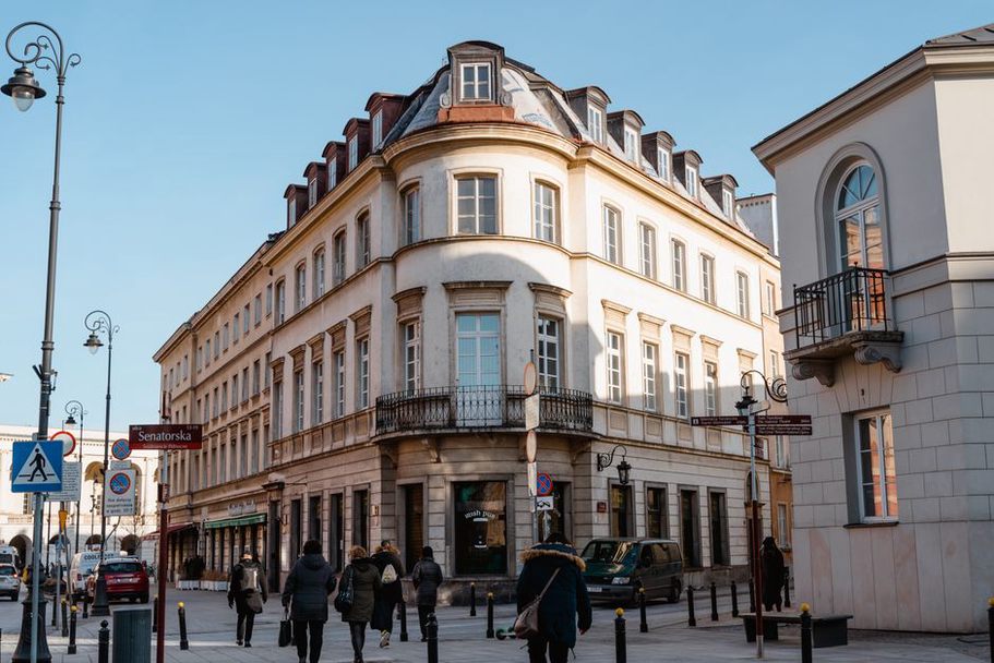 New construction beside a traditional streetscape