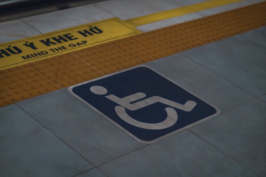 A step-free entrance with clear approach routes