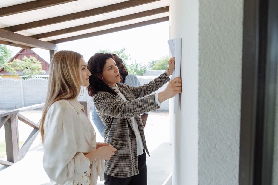 Residents discuss a proposed building layout