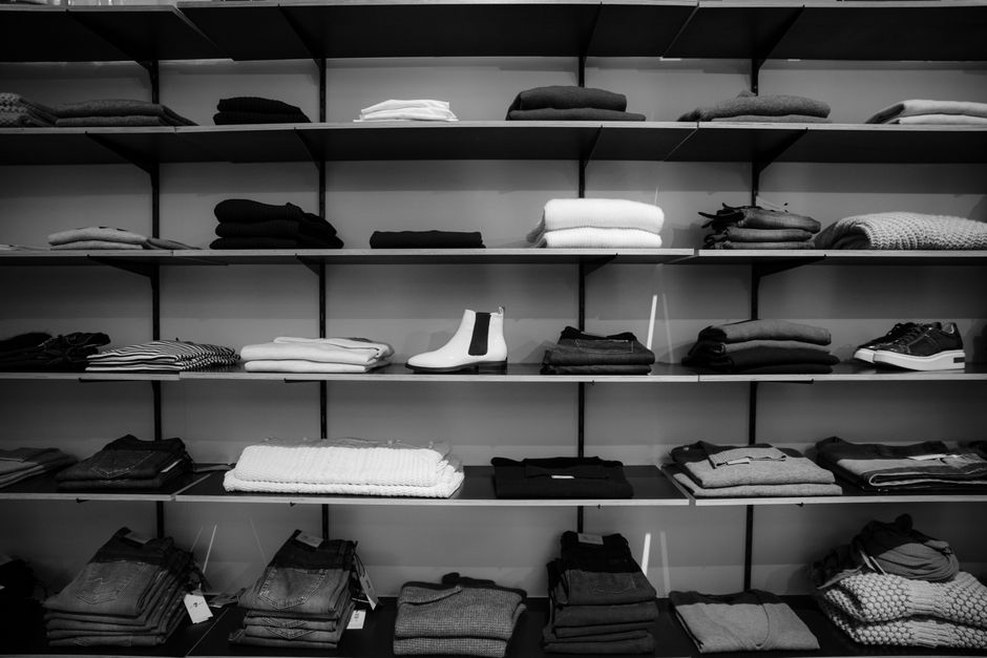 Folded knitwear resting without stretched shoulders