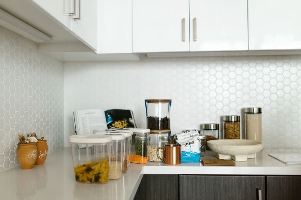 Prepared ingredients beside a simple dinner schedule