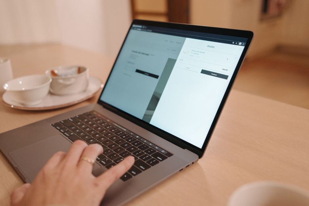 Contact form checked without using a mouse